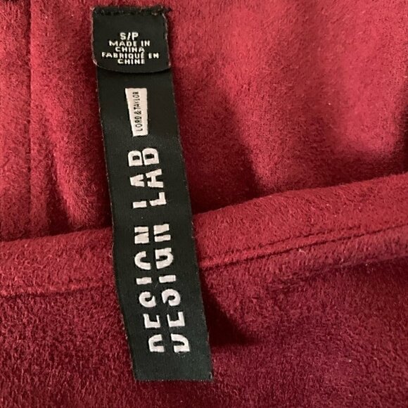 Design Lab Burgundy  Suede Top Size Small - Picture 6 of 6